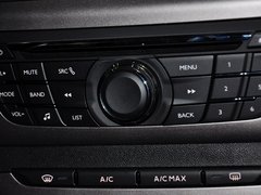 2014款 1.6L 自动 尊贵版