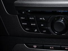 2014款 1.6L 自动 尊贵版