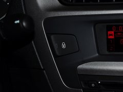 2014款 1.6L 自动 尊贵版