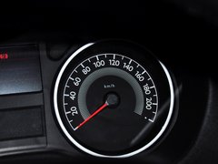 2014款 1.6L 自动 尊贵版