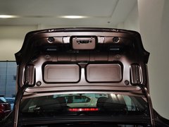 2014款 1.6L 自动 尊贵版