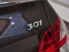 2014款 1.6L 自动 尊贵版