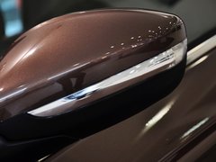 2014款 1.6L 自动 尊贵版