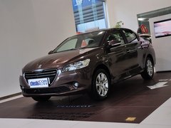 2014款 1.6L 自动 尊贵版
