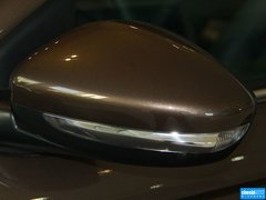2014款 1.6L 自动 尊贵版