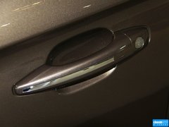2014款 1.6L 自动 尊贵版
