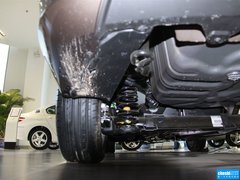 2014款 1.6L 自动 尊贵版