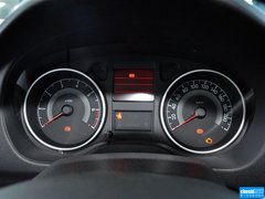 2014款 1.6L 自动 尊贵版