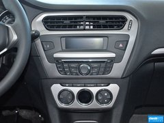 2014款 1.6L 自动 尊贵版
