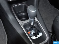 2014款 1.6L 自动 尊贵版