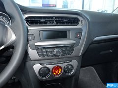 2014款 1.6L 自动 尊贵版