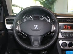 2014款 1.6L 自动 尊贵版