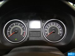 2014款 1.6L 自动 尊贵版