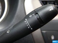 2014款 1.6L 自动 尊贵版
