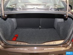 2014款 1.6L 自动 尊贵版