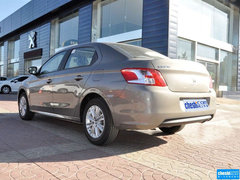 2014款 1.6L 自动 尊贵版