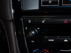 2014款 XJL 3.0 SC 两驱旗舰商务版