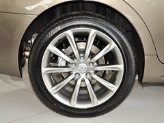 2013款 2.5V 自动 尚锐导航版