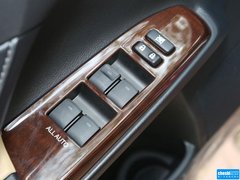 2013款 2.5V 自动 尊锐版