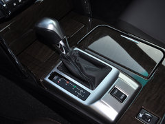 2013款 2.5V 自动 尊锐导航版