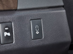 2013款 2.5V 自动 尊锐导航版