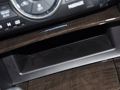 2013款 2.5V 自动 尊锐导航版