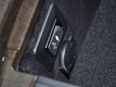 2013款 2.5V 自动 尊锐导航版