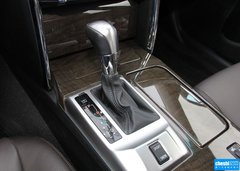 2013款 2.5V 自动 尊锐导航版