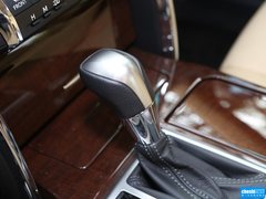 2013款 3.0V 自动 尊锐导航版