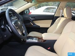 2013款 3.0V 自动 尊锐导航版
