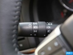 2013款 3.0V 自动 尊锐导航版