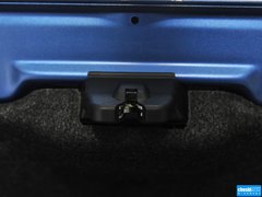2013款 3.0V 自动 尊锐导航版