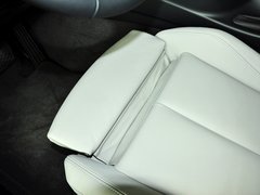2013款 316i 1.6T 運動設計套裝版