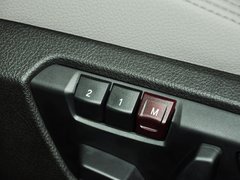 2013款 316i 1.6T 運動設計套裝版
