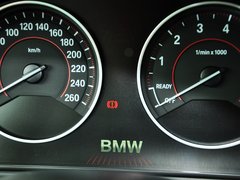 2013款 316i 1.6T 運(yùn)動設(shè)計套裝版