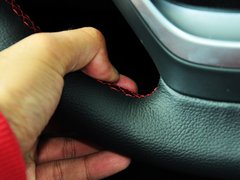 2013款 316i 1.6T 運(yùn)動設(shè)計套裝版