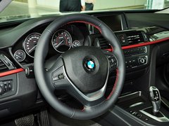2013款 316i 1.6T 運(yùn)動設(shè)計套裝版