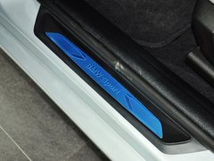2013款 316i 1.6T 運(yùn)動設(shè)計套裝版