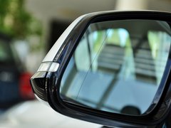 2013款 316i 1.6T 运动设计套装版