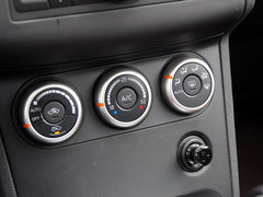 2013款 2.0XV CVT 2WD 炫 5座