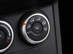 2013款 2.0XV CVT 2WD 炫 5座
