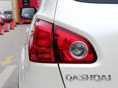 2013款 2.0XV CVT 2WD 炫 5座