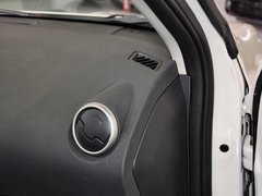 2013款 2.0XV CVT 2WD 炫 5座