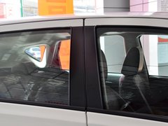 2013款 2.0XV CVT 2WD 炫 5座