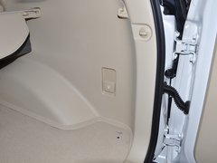 2014款 2.7L 手动版 5座