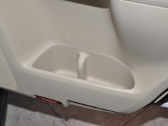 2014款 2.7L 手动版 5座