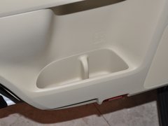 2014款 2.7L 手动版 5座