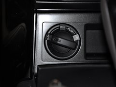 2014款 2.7L 手动版 5座