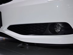 2013款 2.0L 自动 精锐版