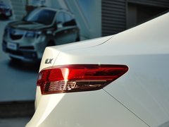 2013款 2.0L 自动 精锐版